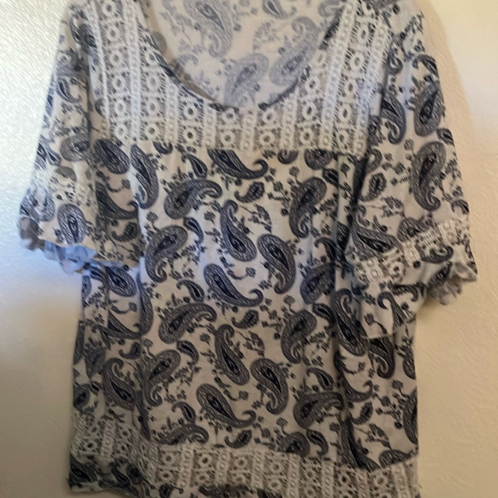 FINAL MARKDOWN Siren lily top 2x